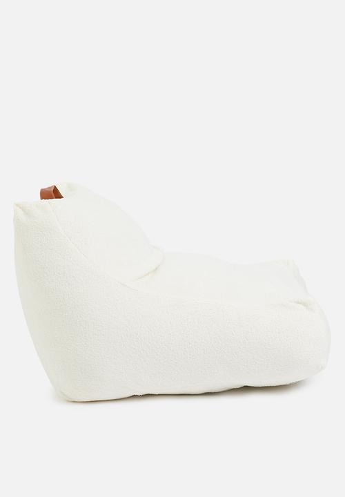 Sixth Floor - Husk sherpa bean bag - white