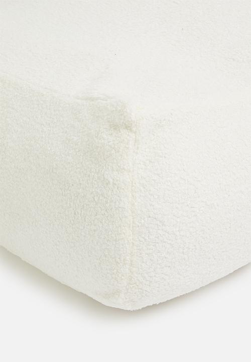 Sixth Floor - Husk sherpa bean bag - white