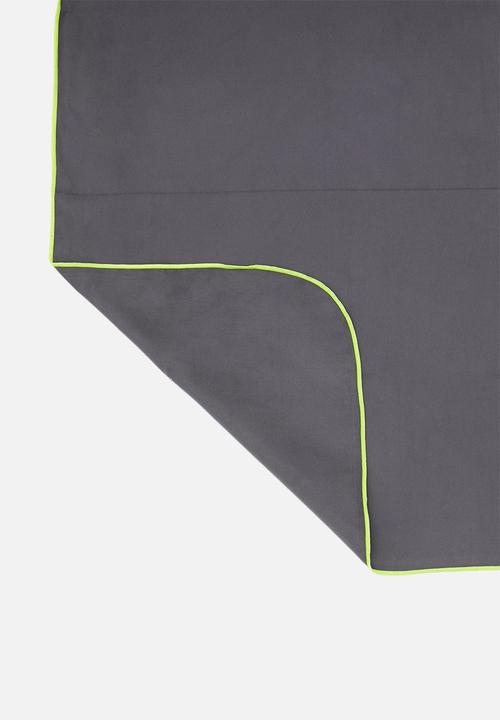 Bobums - Microfiber XL gym zip towel combo - gunmetal & yellow