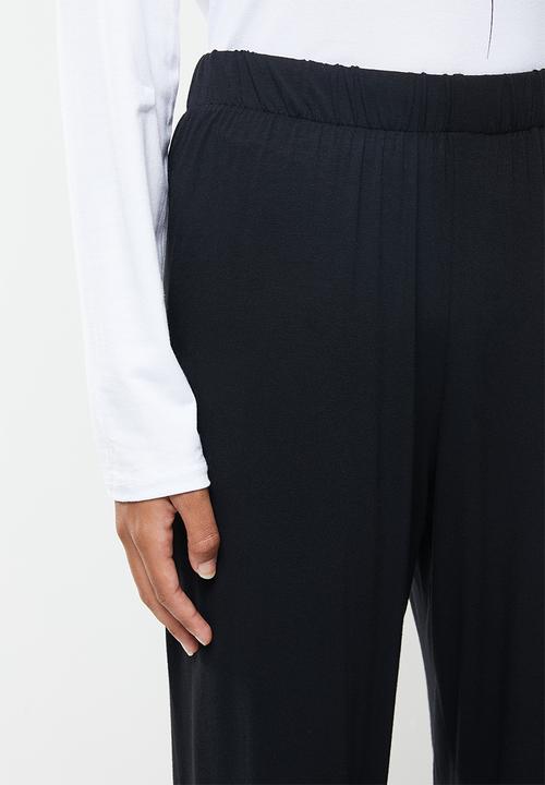Superbalist - Sleep tee & pants set - black & white