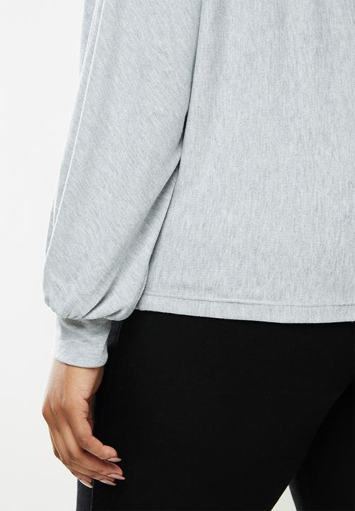 Blake - Slashoff shoulder soft touch top - grey 