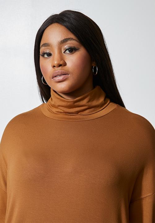Superbalist - Dropped shoulder poloneck dress - tobacco