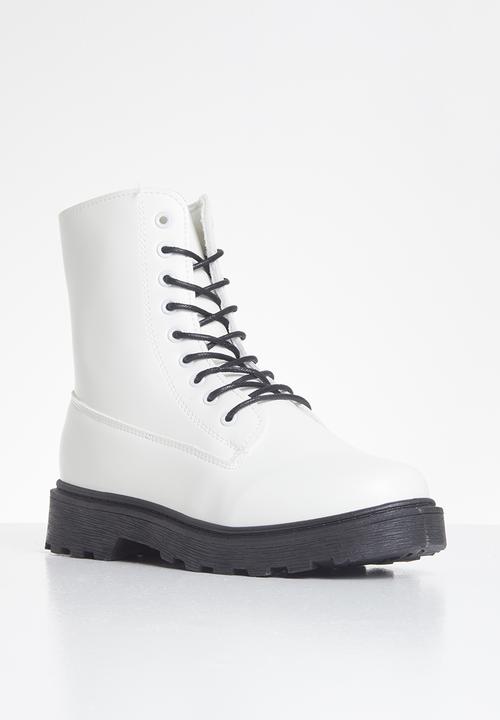 Superbalist - Letta lace-up boot - white
