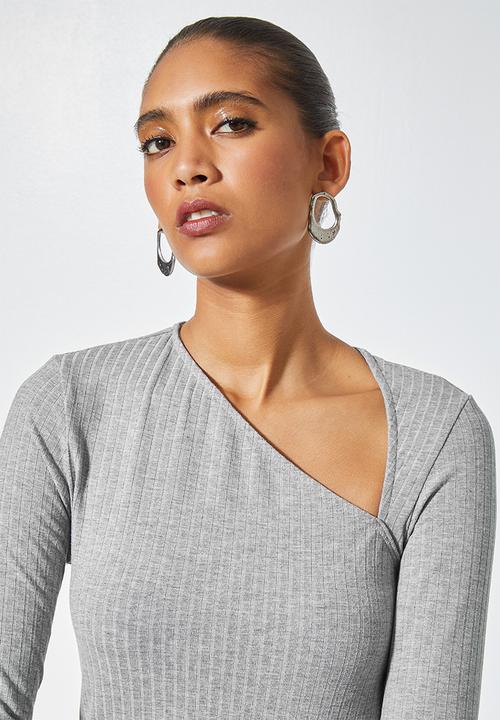 Superbalist -  Rib asymmetric neckline top - grey