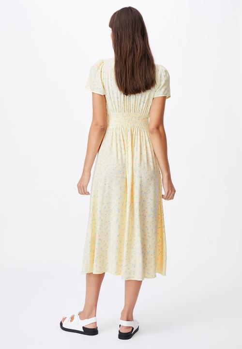 Cotton On - Woven indi short sleeve v-neck button through midi - yellow 