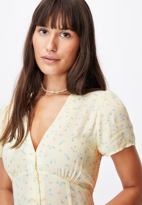 Cotton On - Woven indi short sleeve v-neck button through midi - yellow 