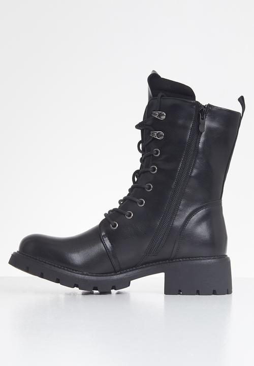 Plum - Motla combat boot - black