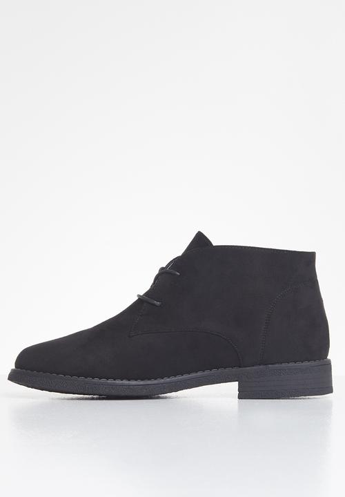 Plum - Raelyn lace up bootie - black