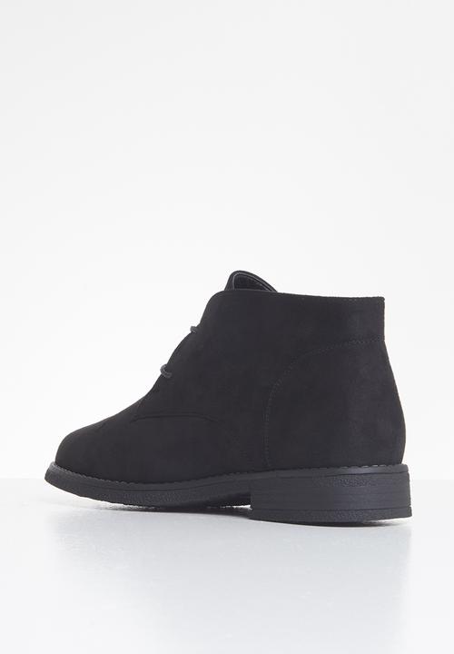 Plum - Raelyn lace up bootie - black