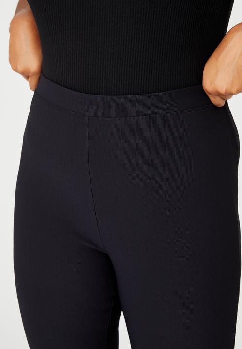 Cotton On - Curve jersey flare pants - black