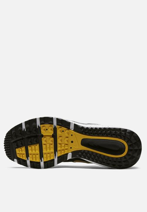 Nike - Juniper trail - off noir/dark sulfur-black-pure platinum