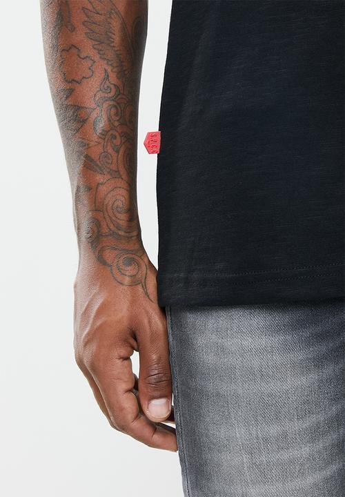 S.P.C.C - Beam straight hem tee - black