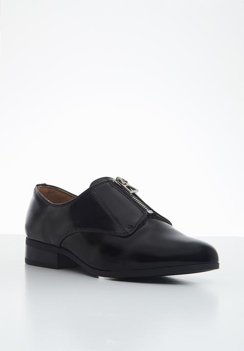Missguided - Zip front brogue - black