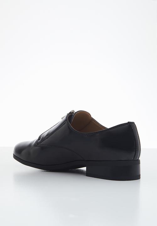 Missguided - Zip front brogue - black