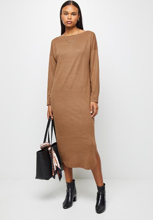 edit - Cut & sew slashneck midi - brown 
