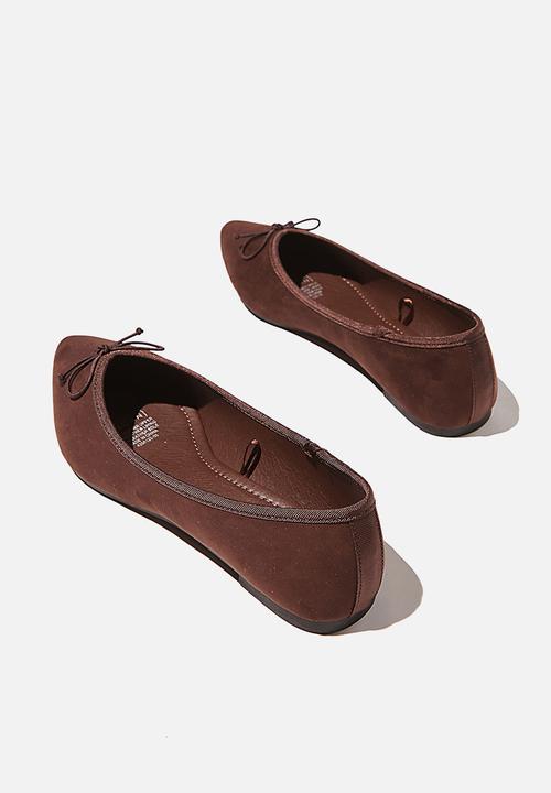 Cotton On - Essential evelyn point ballet - choc micro