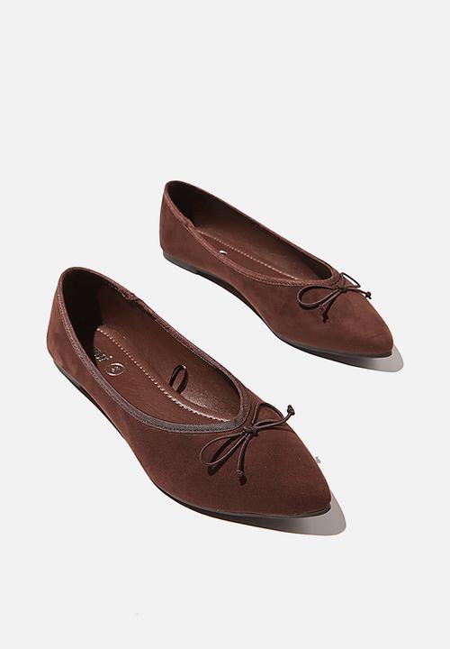 Cotton On - Essential evelyn point ballet - choc micro