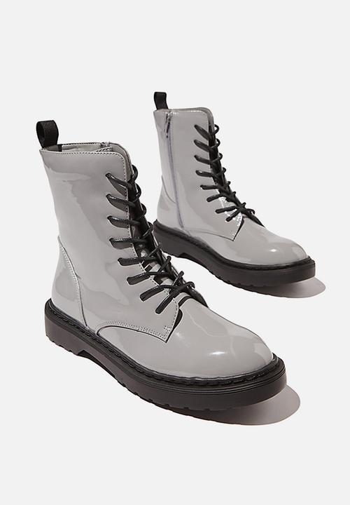 Cotton On - Freda combat lace up boot - grey patent