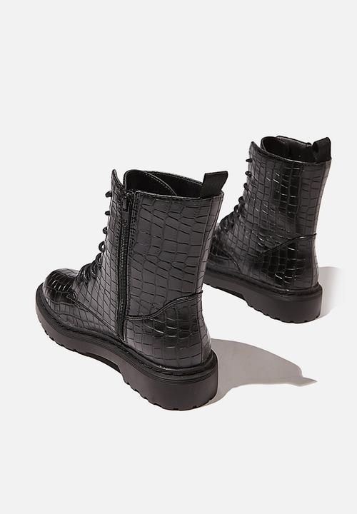 Cotton On - Freda combat lace up boot - blac