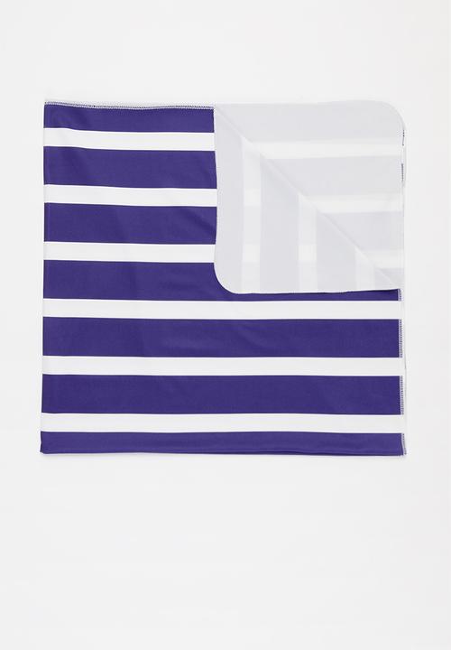 Pop Candy - Boys beanie & receiving blanket set - navy & white