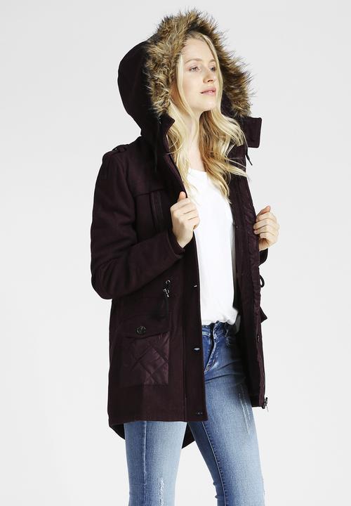 Bellfield - Aprel