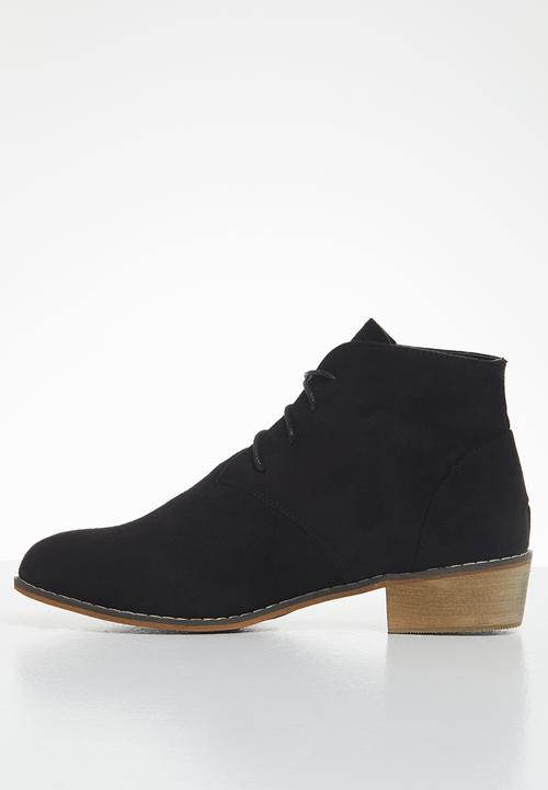 Madison® - Lucrecia chukka boot - black