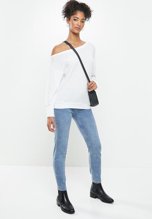 STYLE REPUBLIC - Drop shoulder knit top - white
