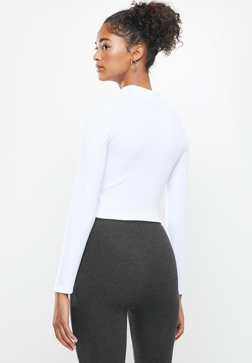 Blake - Rib turtleneck fitted crop top - white