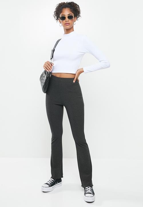 Blake - Rib turtleneck fitted crop top - white