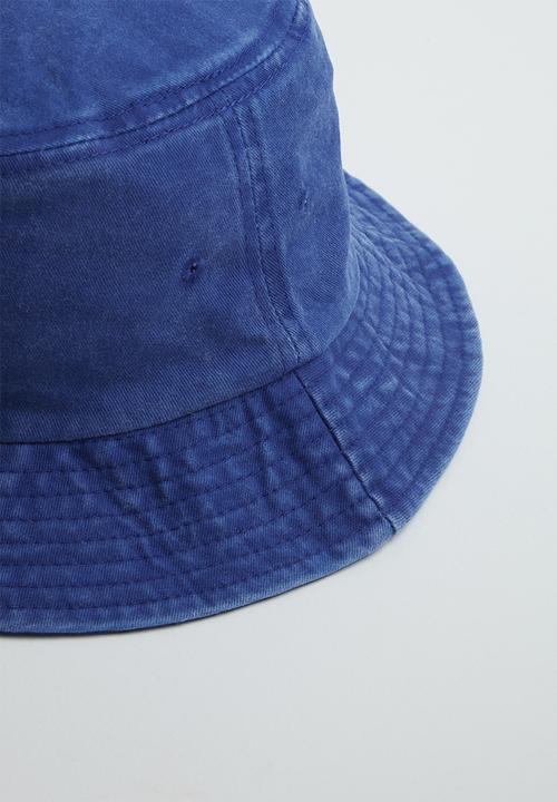 Superbalist - Denim washed bucket hat - blue