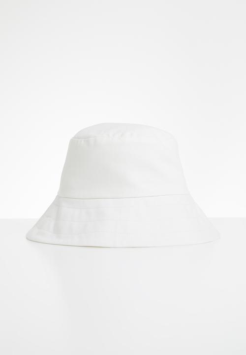 Freya Hats  - Nara bucket hat - white