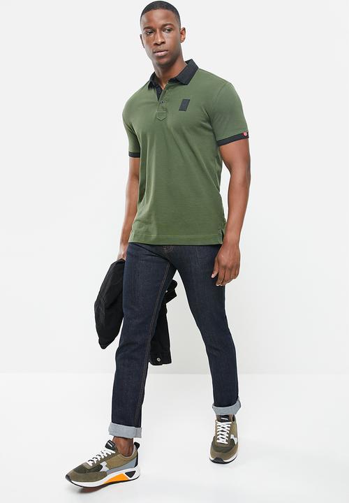 S.P.C.C - Dryden stepped hem polo - olive