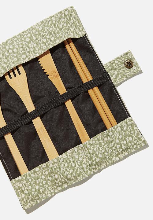 Typo - Cut my lunch cutlery roll - sage green 