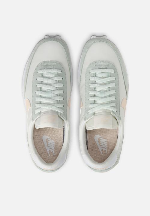 Nike - Daybreak - sail/crimson tint-barely green
