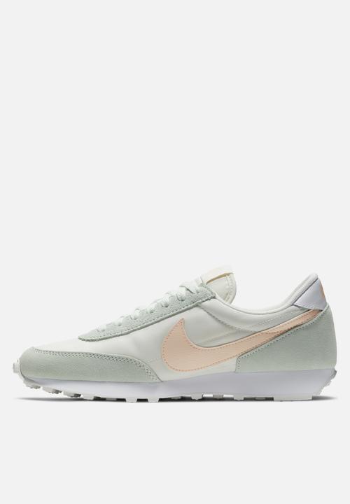 Nike - Daybreak - sail/crimson tint-barely green