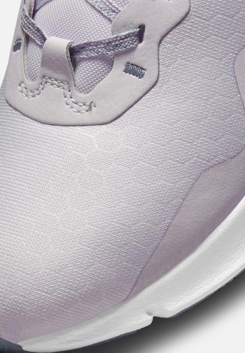 Nike - Legend essential 2 - venice/crimson bliss-crimson tint