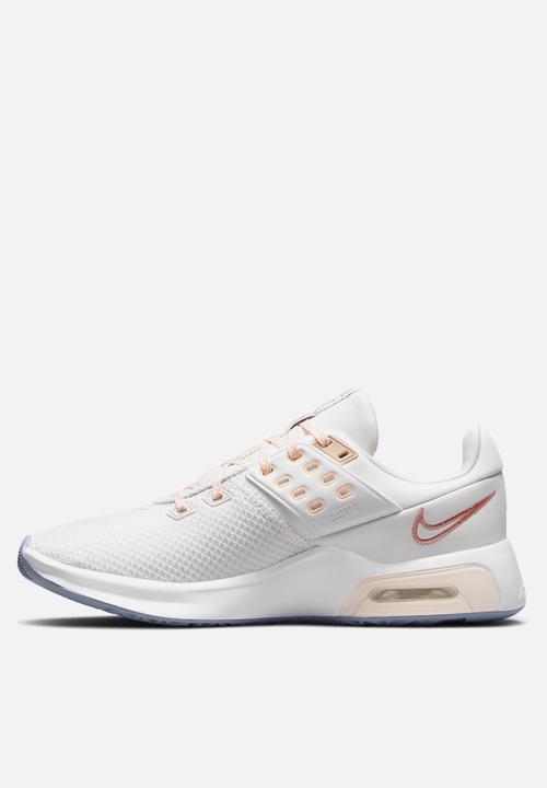 Nike - Air max bella tr 4 - summit white/crimson bliss-orange pearl