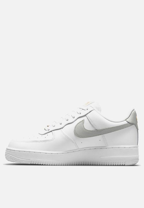 Nike - Air Force 1 '07 Essential - white/light silver