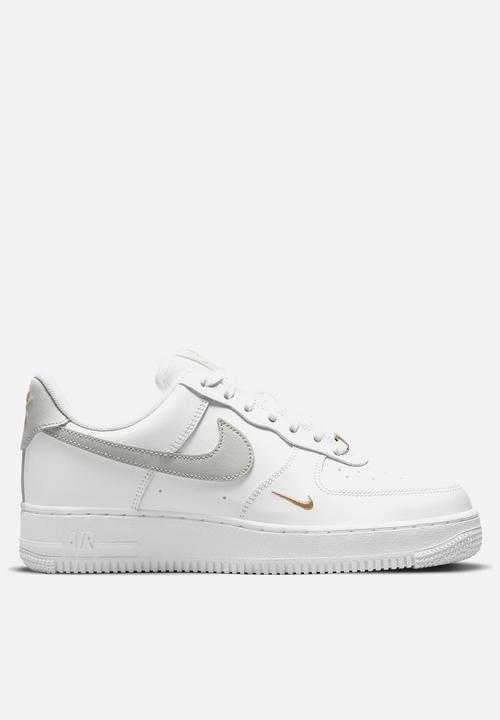 nike air force 1 light silver