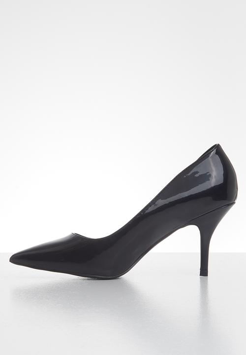 SISSY BOY - A low brainer court - black