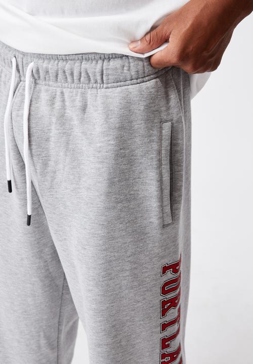 Factorie - Relaxed graphic trackpant - grey