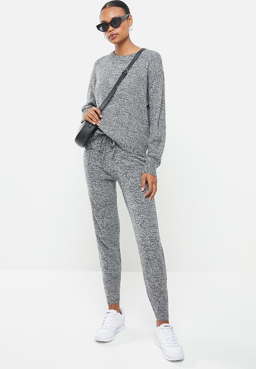 Brave Soul - Kalido set - black & grey