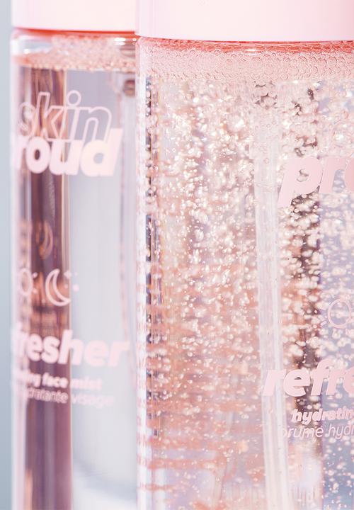 skin proud - Refresher Hydrating Pineapple Mist
