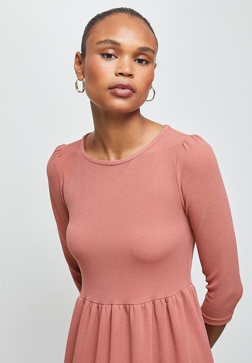 edit - 3/4 sleeve tiered knit midi - pink