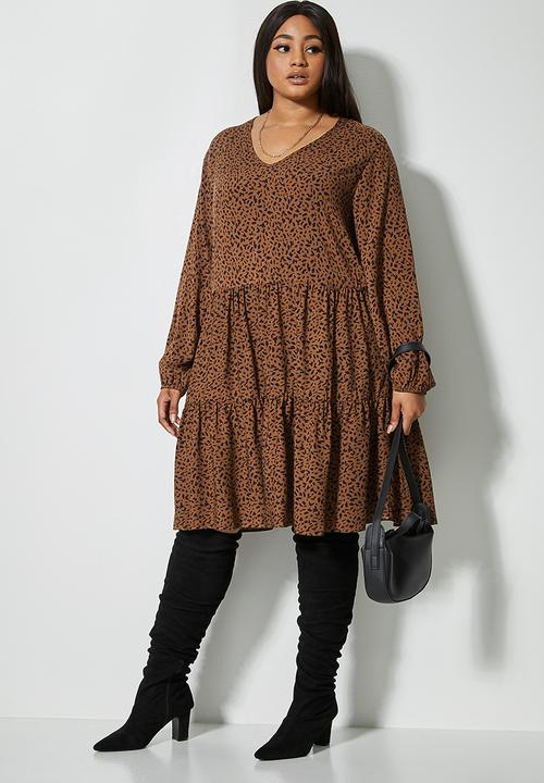 Superbalist - V-neck tiered midi - brown & black