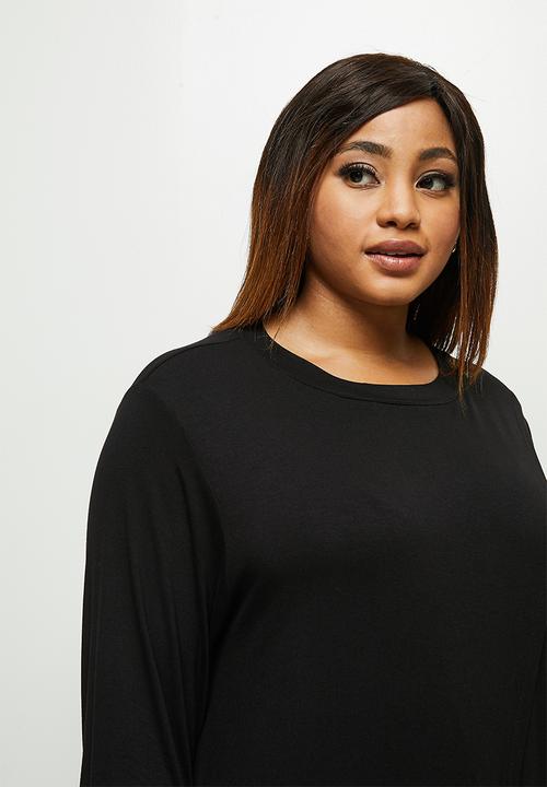 edit Plus - Wrap front tee - black