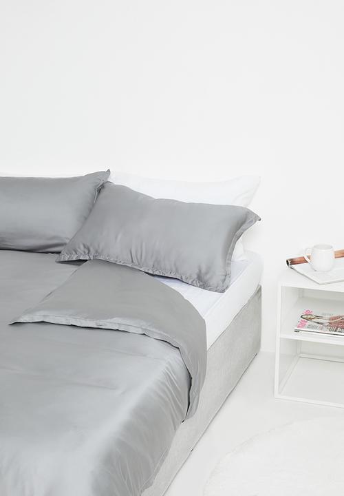 Sixth Floor - 100% bamboo super soft duvet cover set - grey
