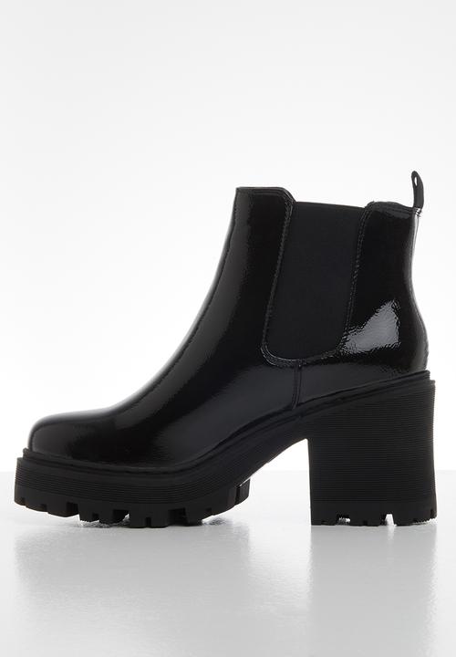 Missguided - Patent cleated sole chelsea boot - black