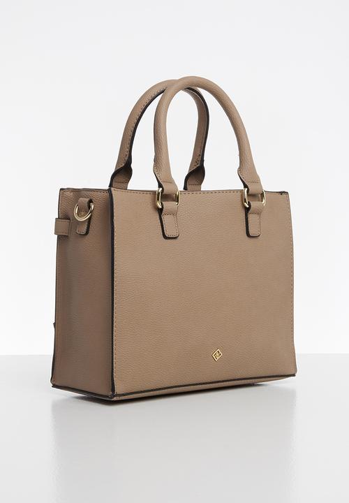 Call It Spring - Kendatta - beige
