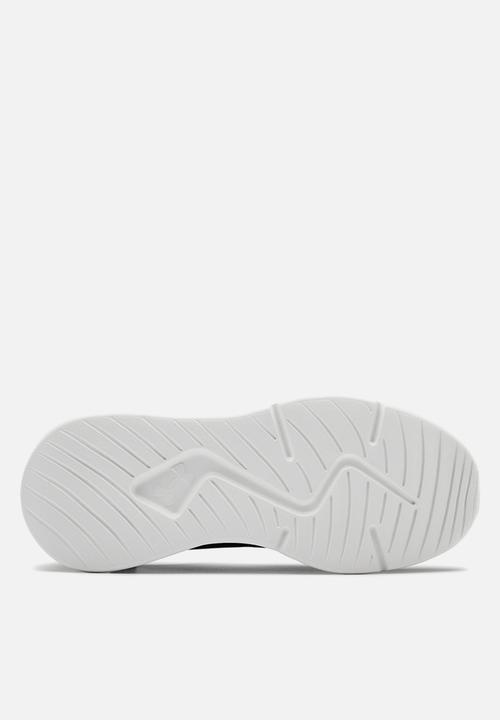 Under Armour - UA w essential - black & white 